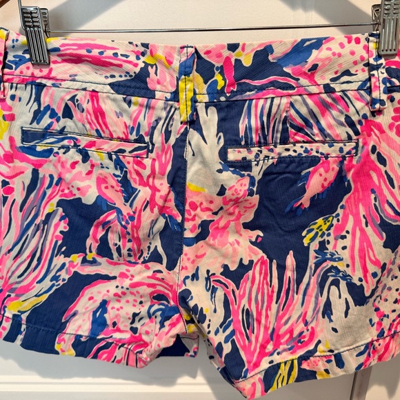 Lilly Pulitzer Callahan Shorts Size 6 - Picture 2 of 4